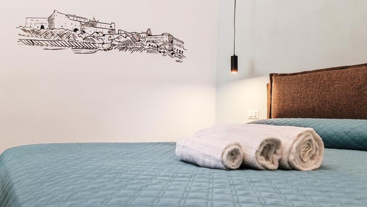 Bed and Breakfast Casa Calu Castel Sant'Elmo Napoli Esterno foto